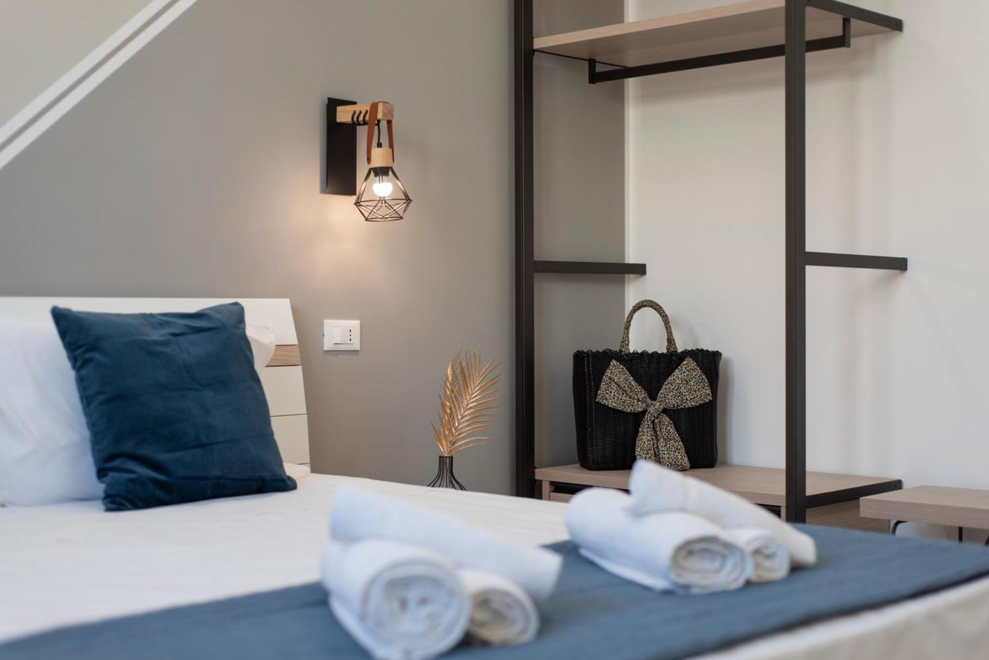 Bed And Breakfast Da Francesca Castelluzzo Exteriör bild